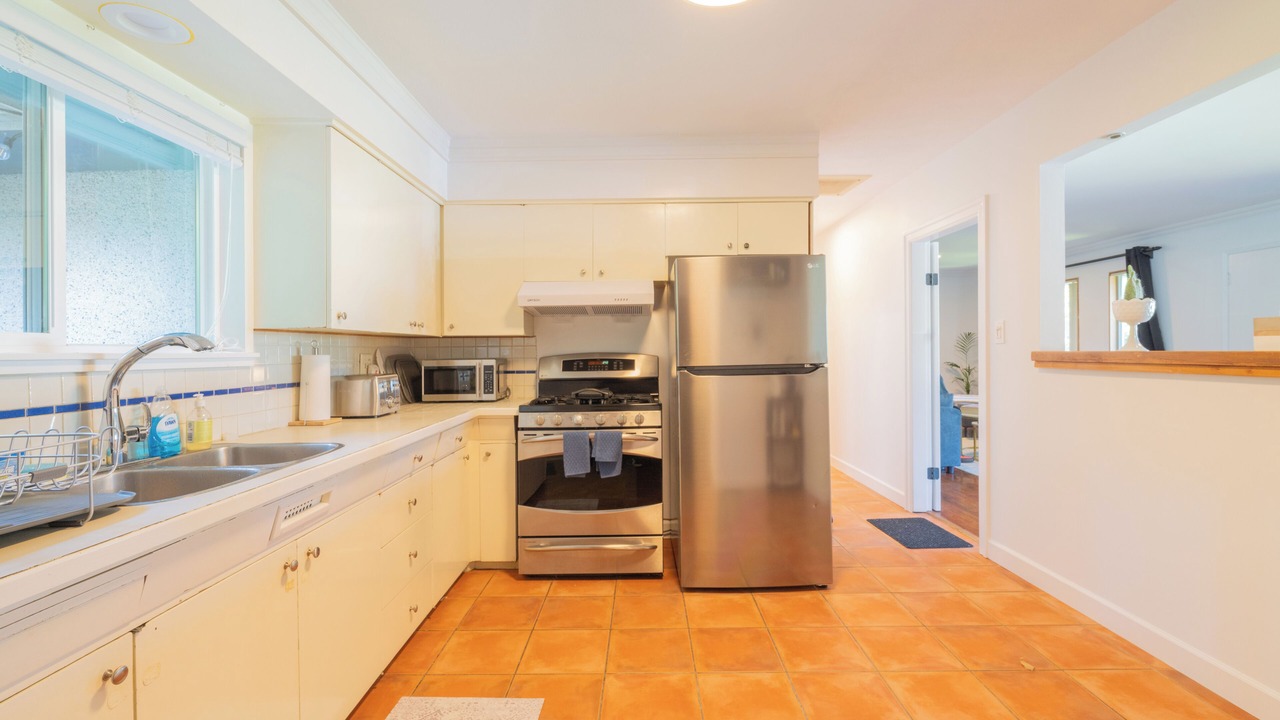 Photo of Kitchen in South Surrey