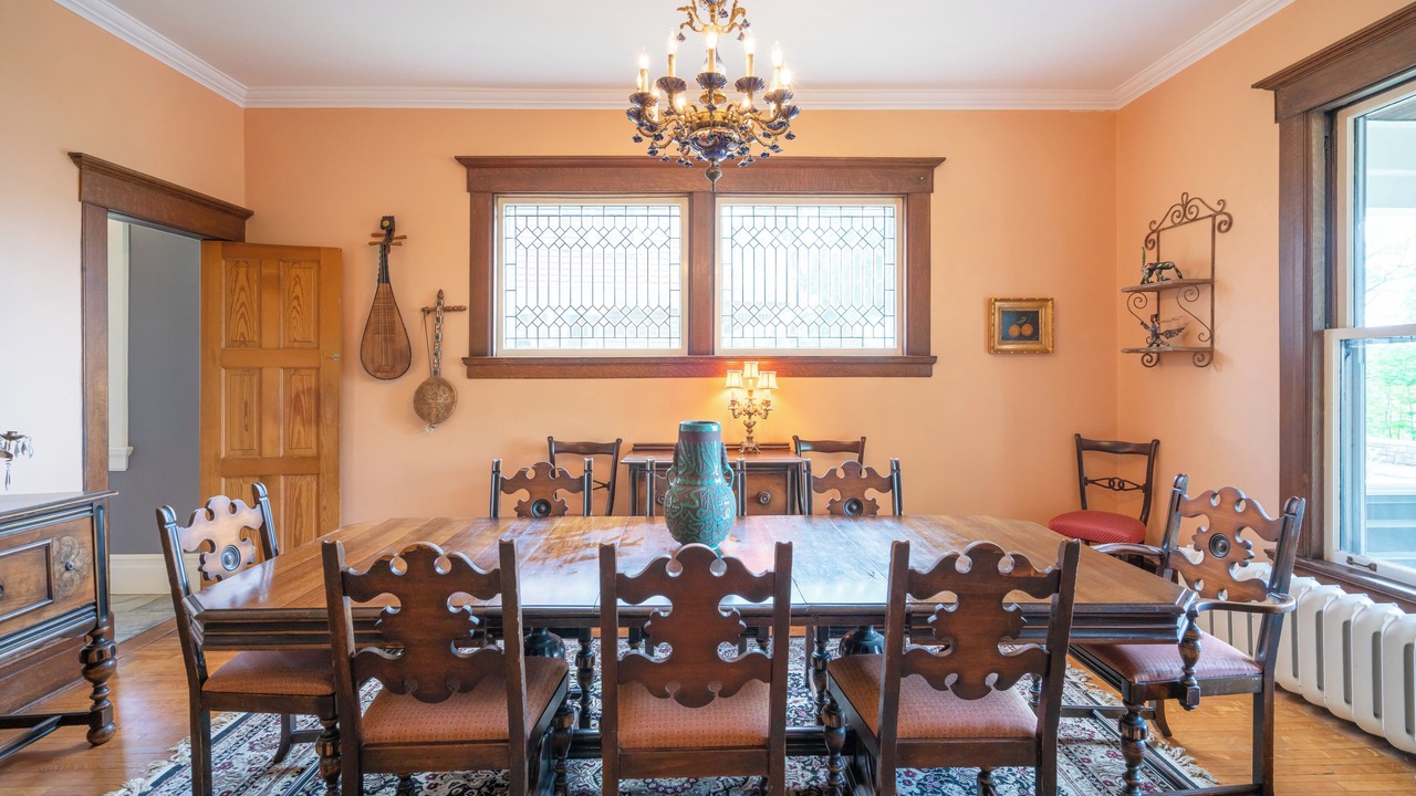 Photo of Livingroom in Niagara Falls