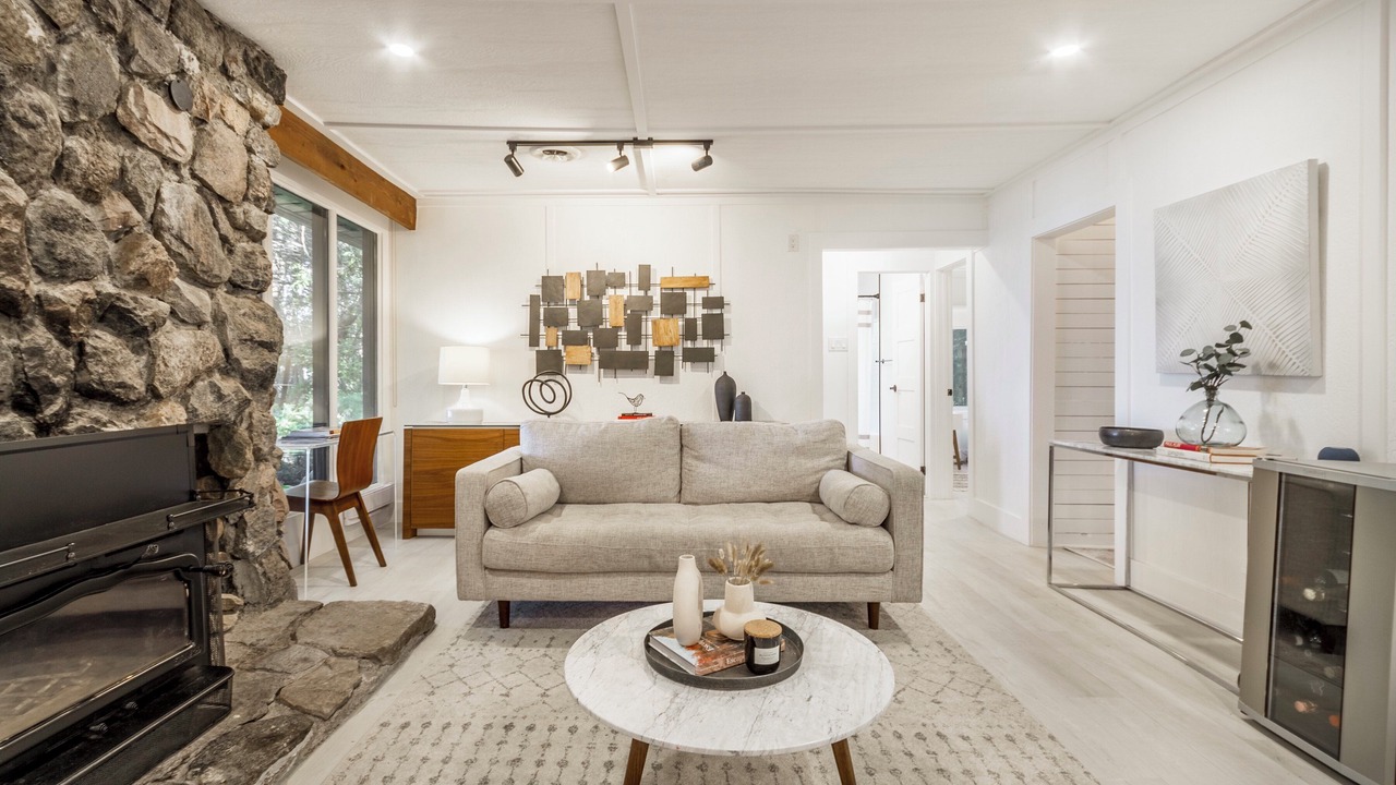 Photo of Livingroom in Collingwood