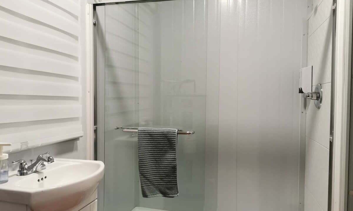 Photo of Bathroom in Sliammon