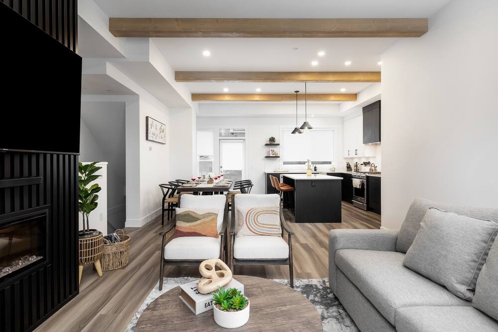 Photo of Livingroom in Central Okanagan