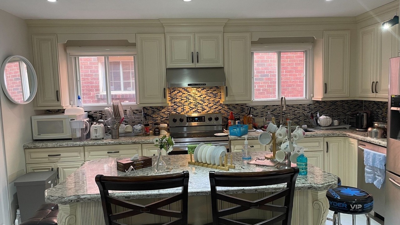 Photo of Kitchen in L'Amoreaux