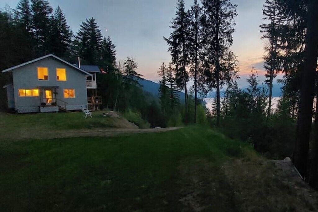 Photo of Outdoor in Blind Bay