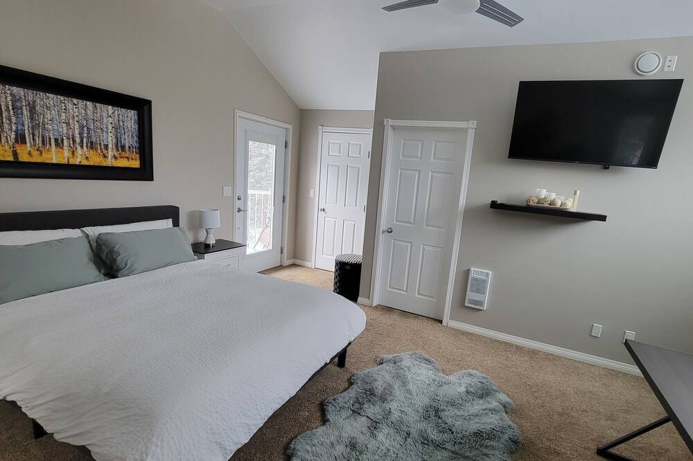 Photo of Bedroom in Whitehorse