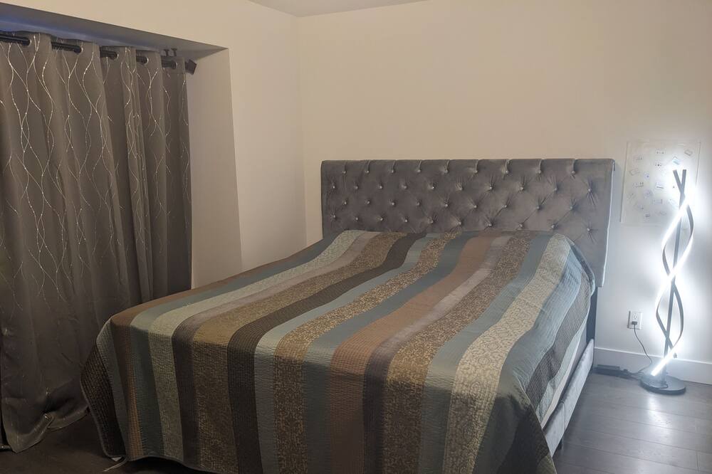 Photo of Bedroom in Pitt Meadows