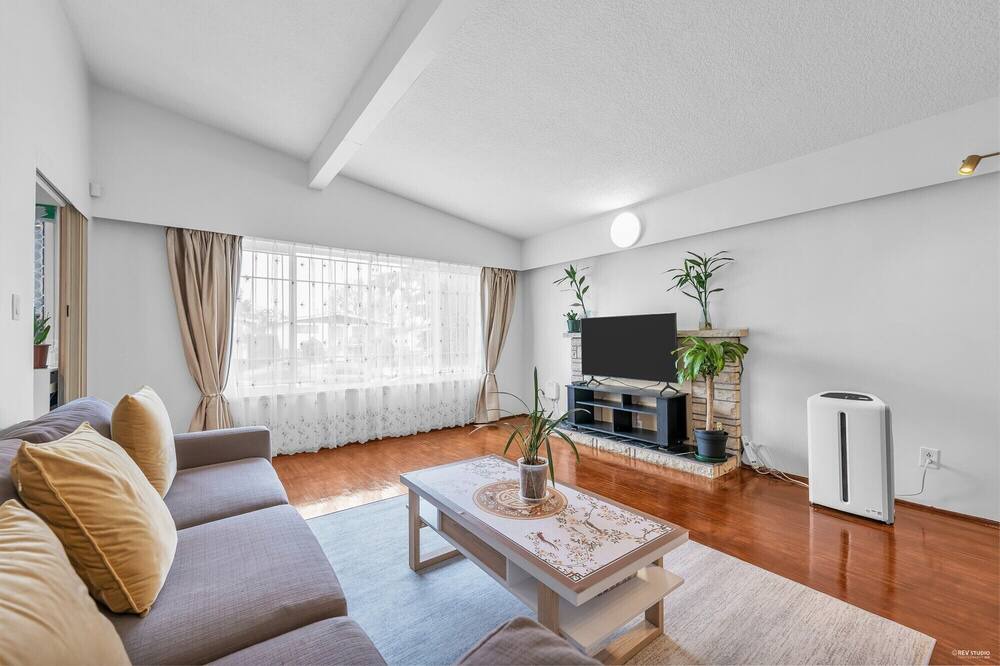 Photo of Livingroom in Sunset