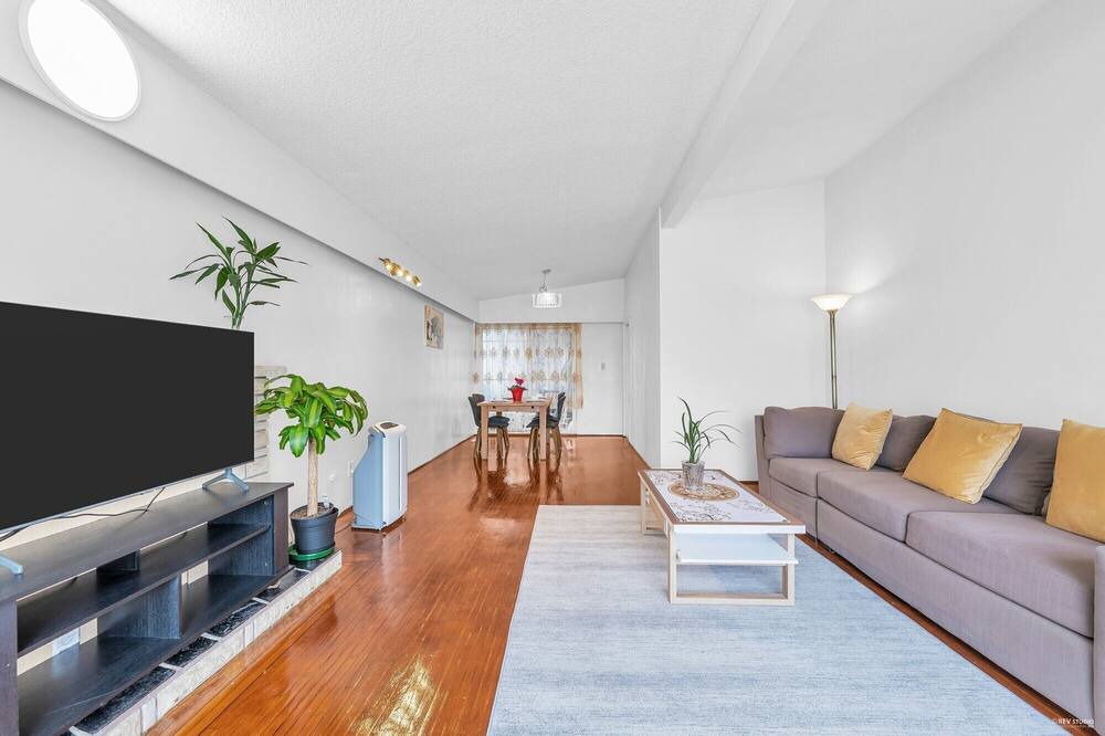 Photo of Livingroom in Sunset