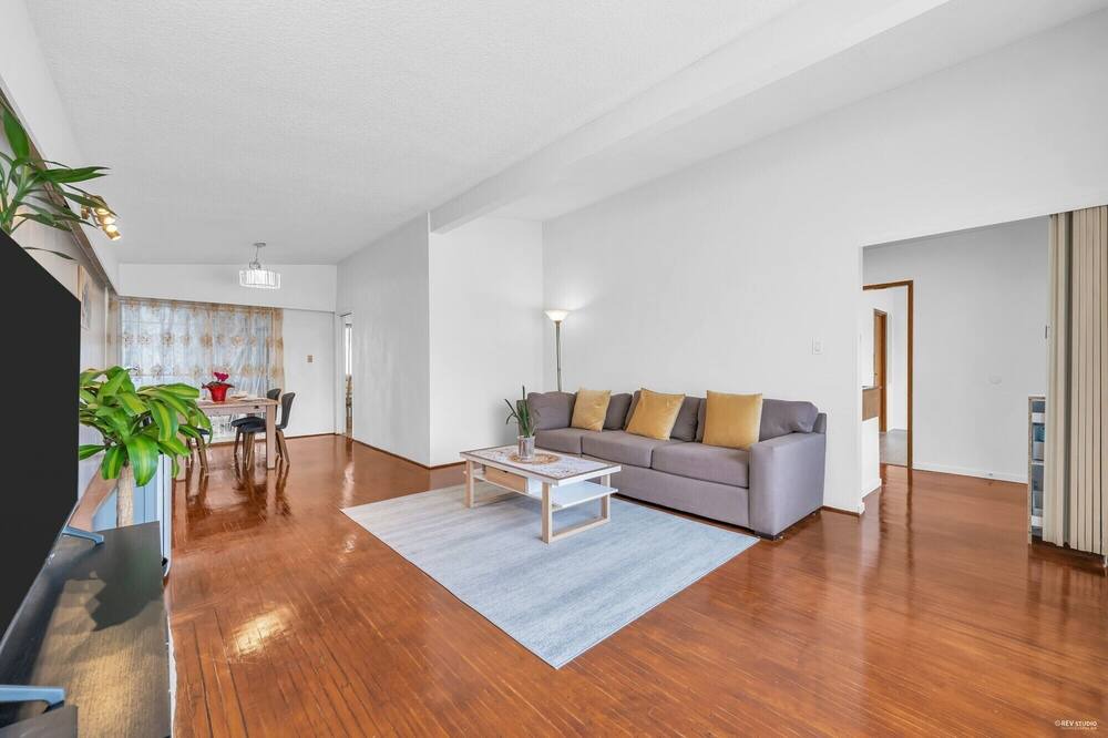 Photo of Livingroom in Sunset