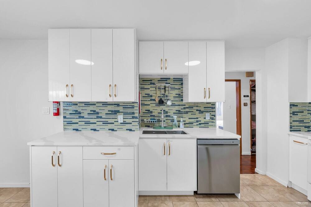 Photo of Kitchen in Sunset