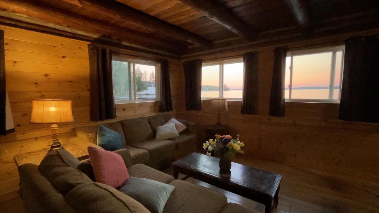 Photo of Livingroom in Rosedale