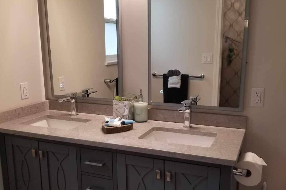 Photo of Bathroom in Langley