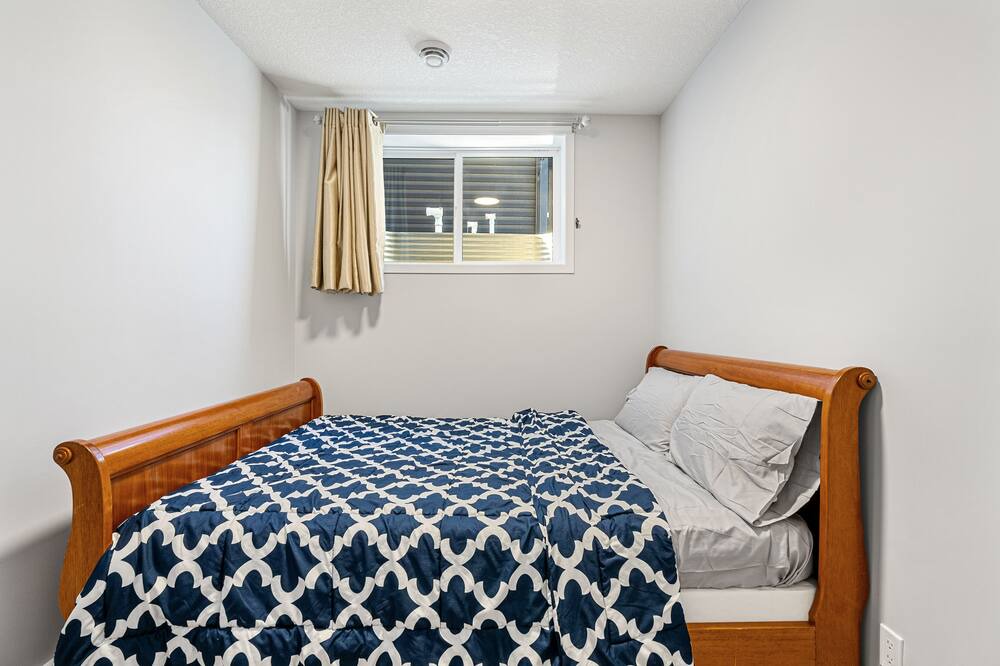 Photo of Bedroom in Southeast Calgary