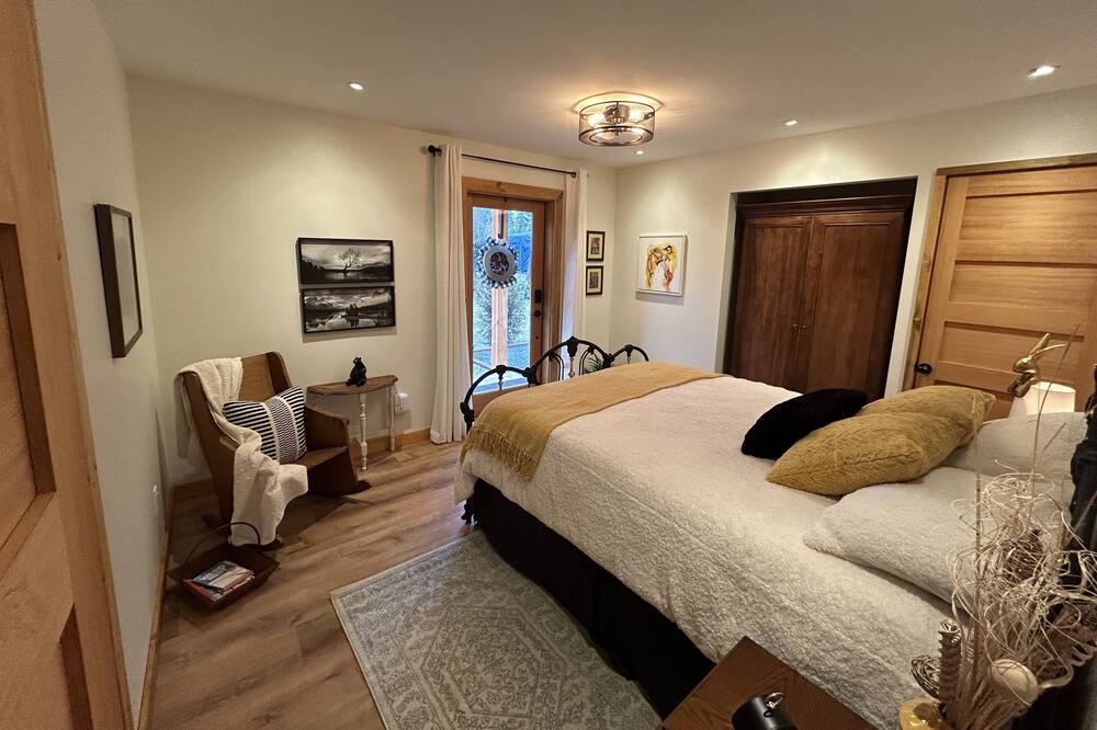 Photo of Bedroom in Black Creek