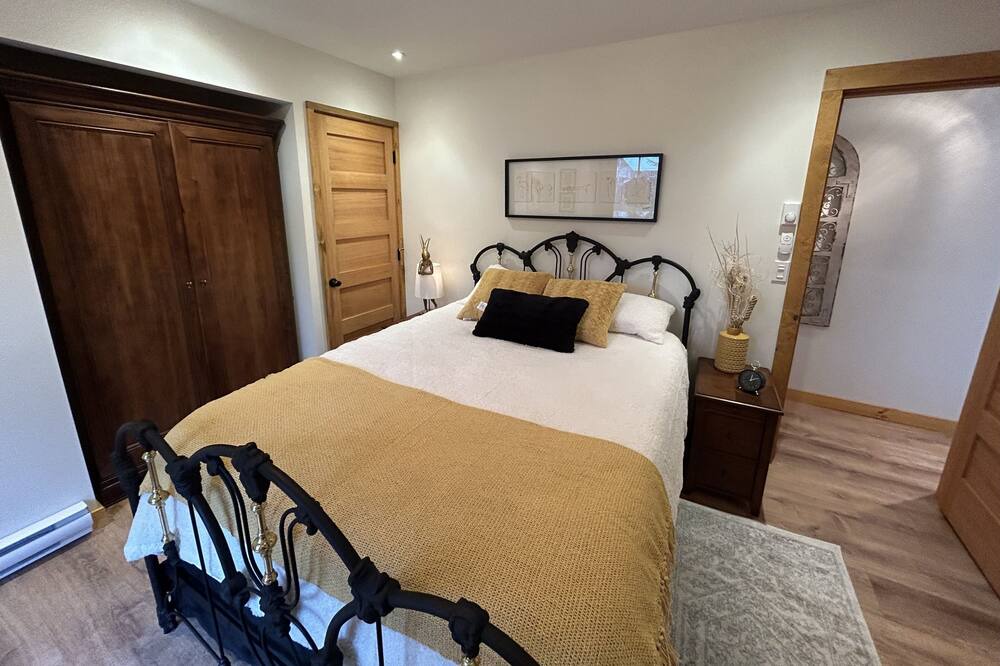 Photo of Bedroom in Black Creek