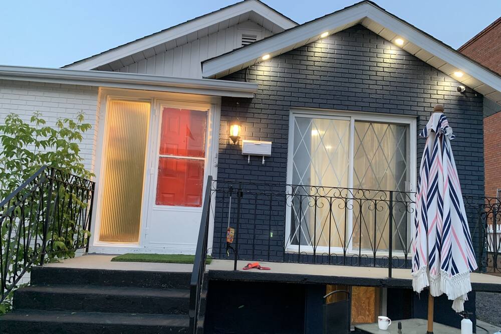 Photo of Outdoor in Bridgeland