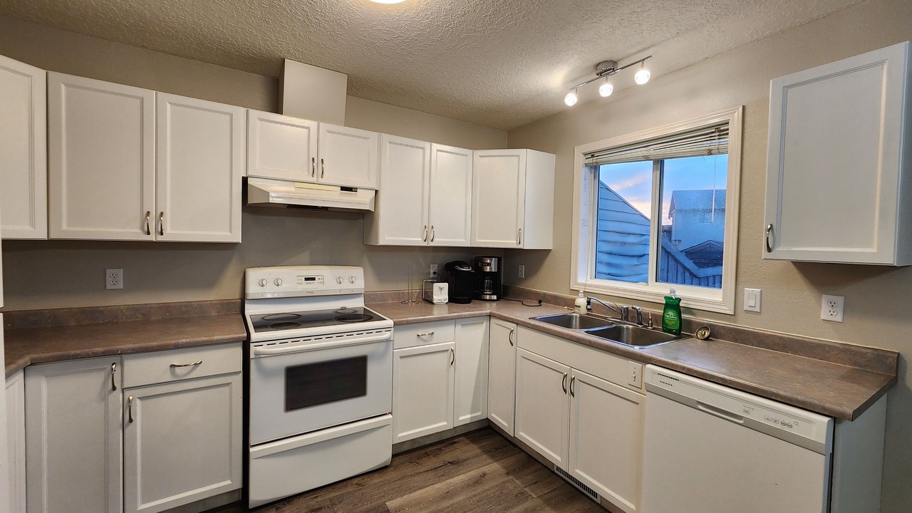 Photo of Kitchen in Grande Prairie