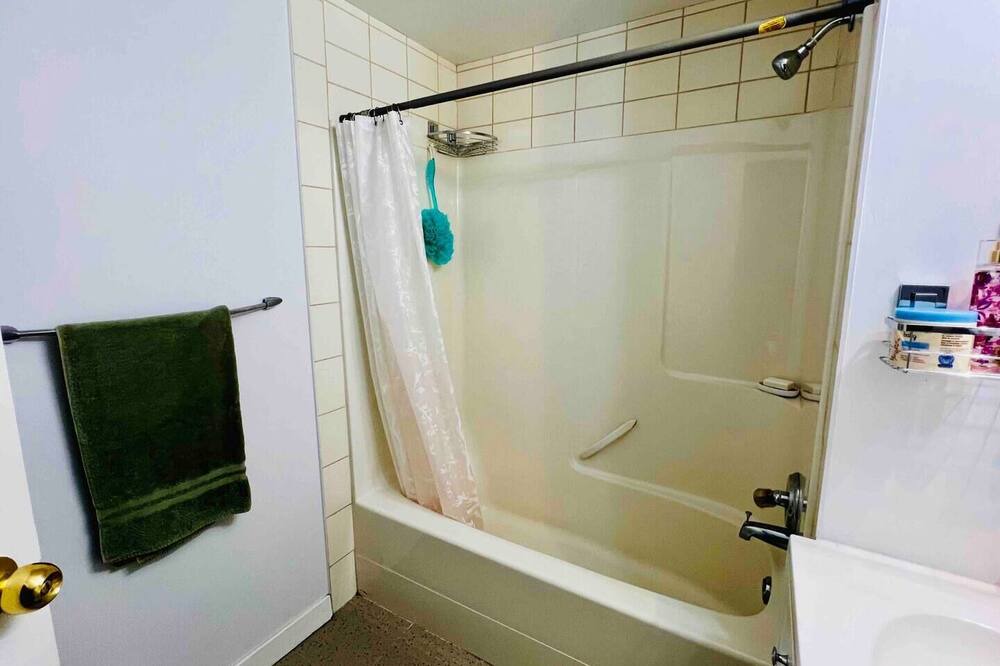 Photo of Bathroom in Saanich West