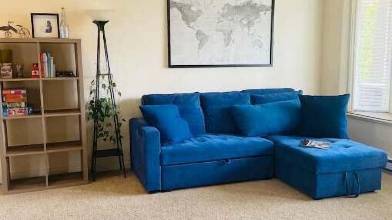 Photo of Livingroom in Saanich West
