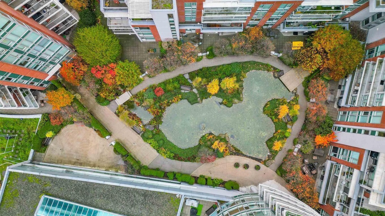 Photo of Outdoor in Crosstown