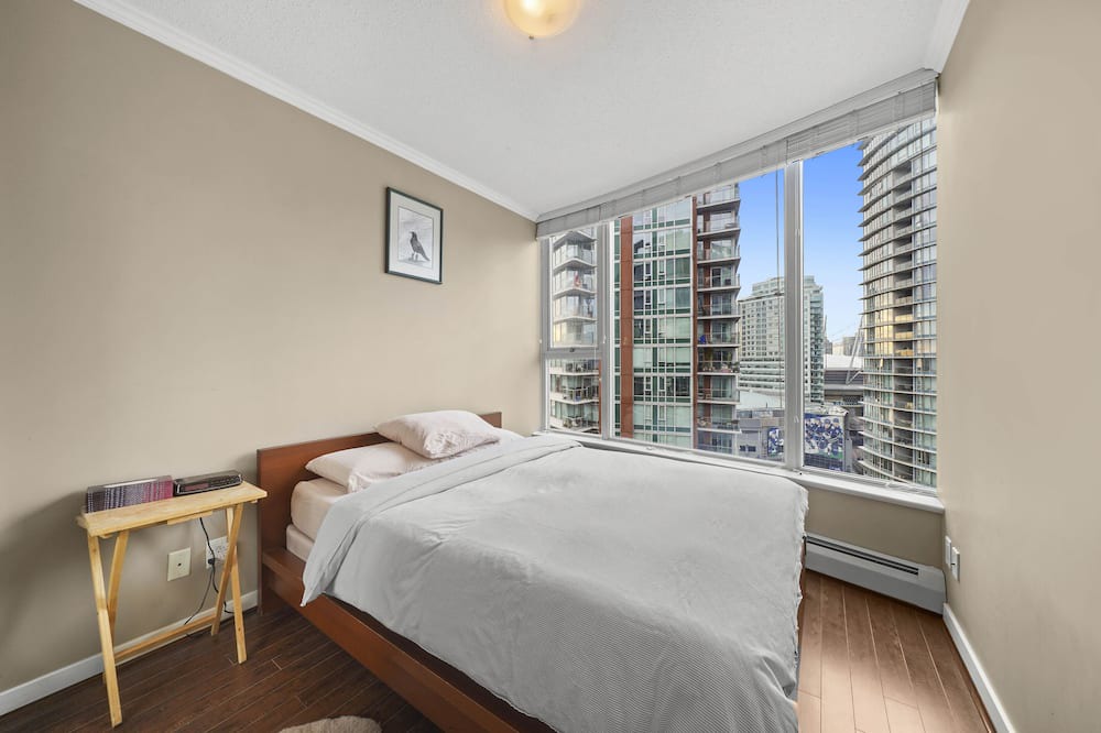 Photo of Bedroom in Crosstown