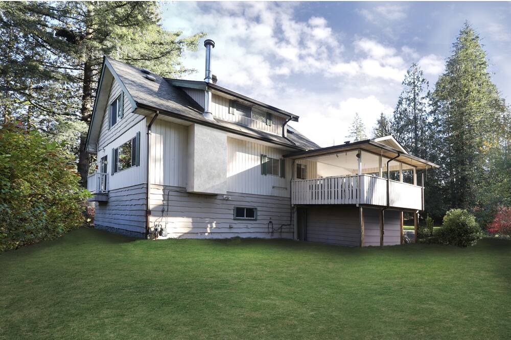 Photo of Outdoor in Maple Ridge