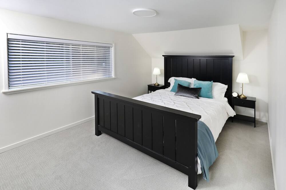 Photo of Bedroom in Maple Ridge