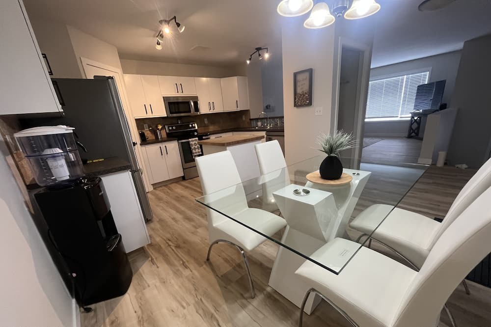Photo of Livingroom in Red Deer