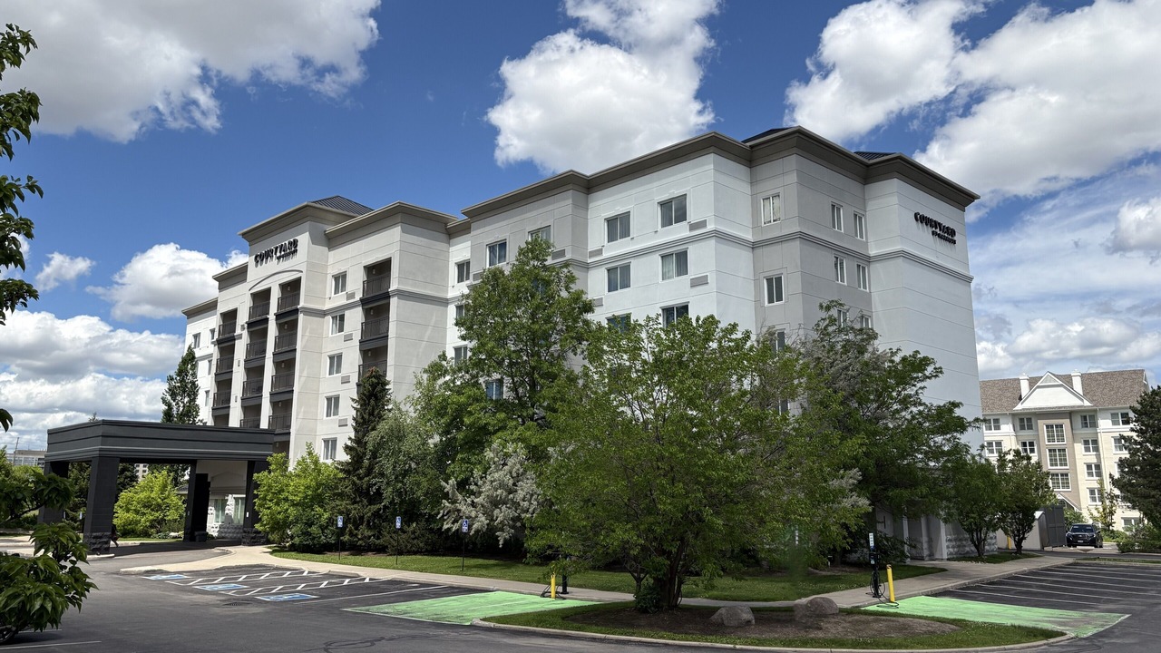 Photo of Outdoor in Thornhill