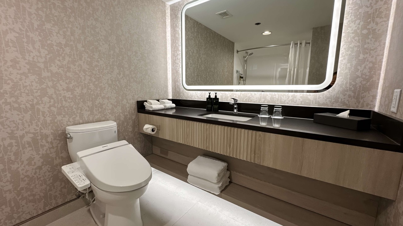 Photo of Bathroom in Inner Harbour