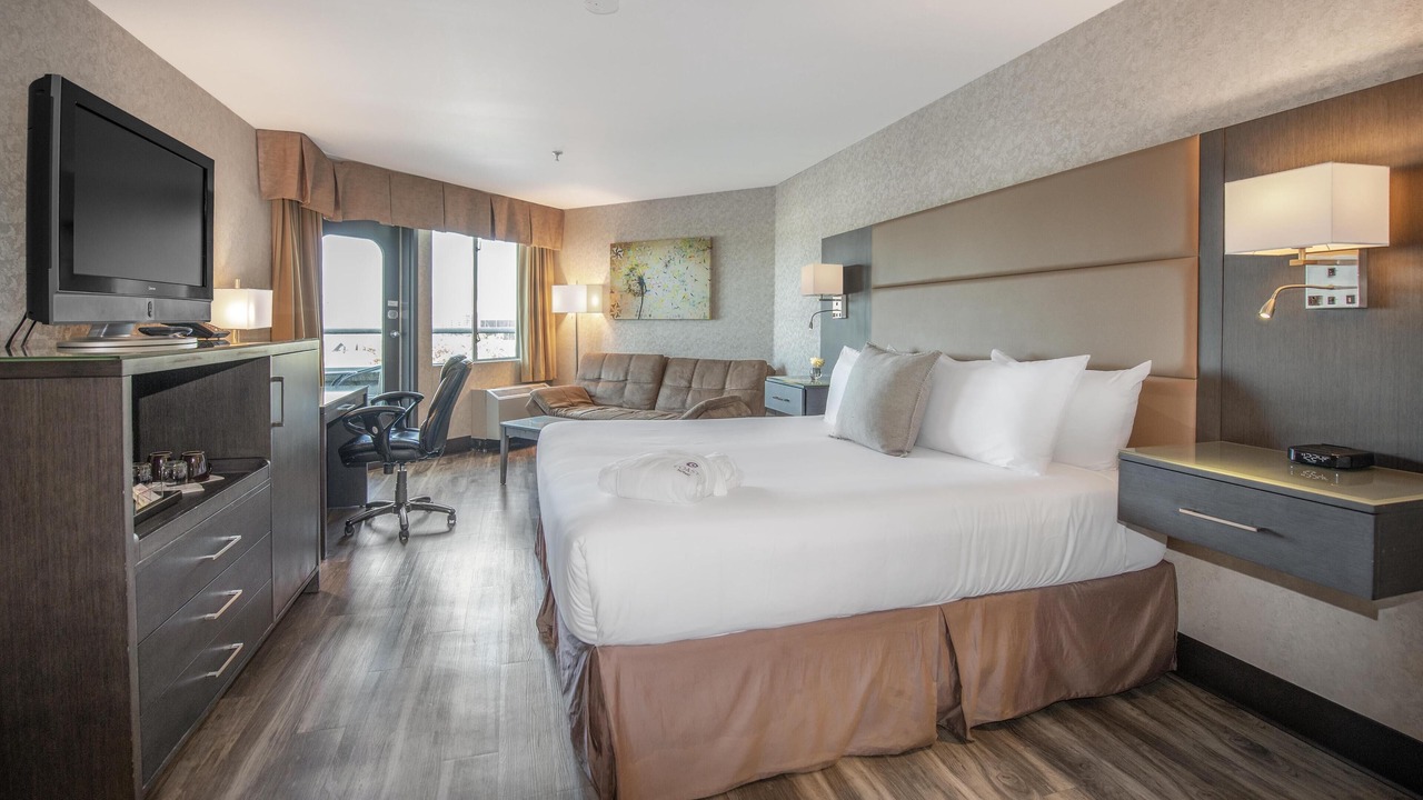 Photo of Bedroom in Lower Lonsdale