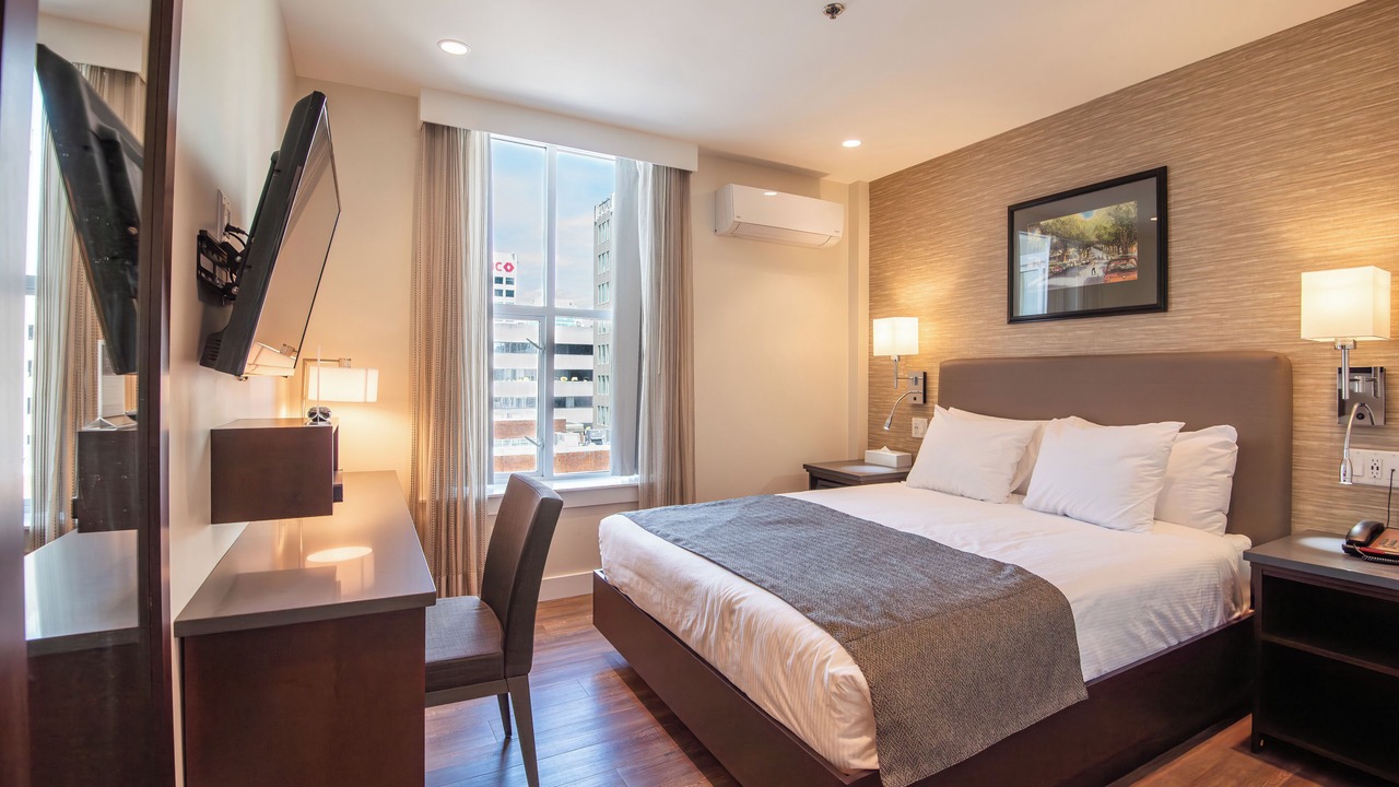 Photo of Bedroom in Downtown Victoria