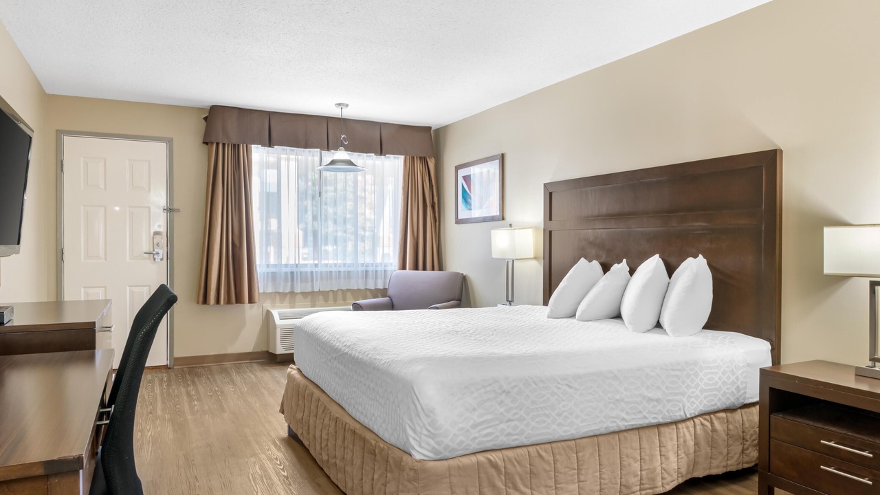 Photo of Bedroom in Salmon Arm