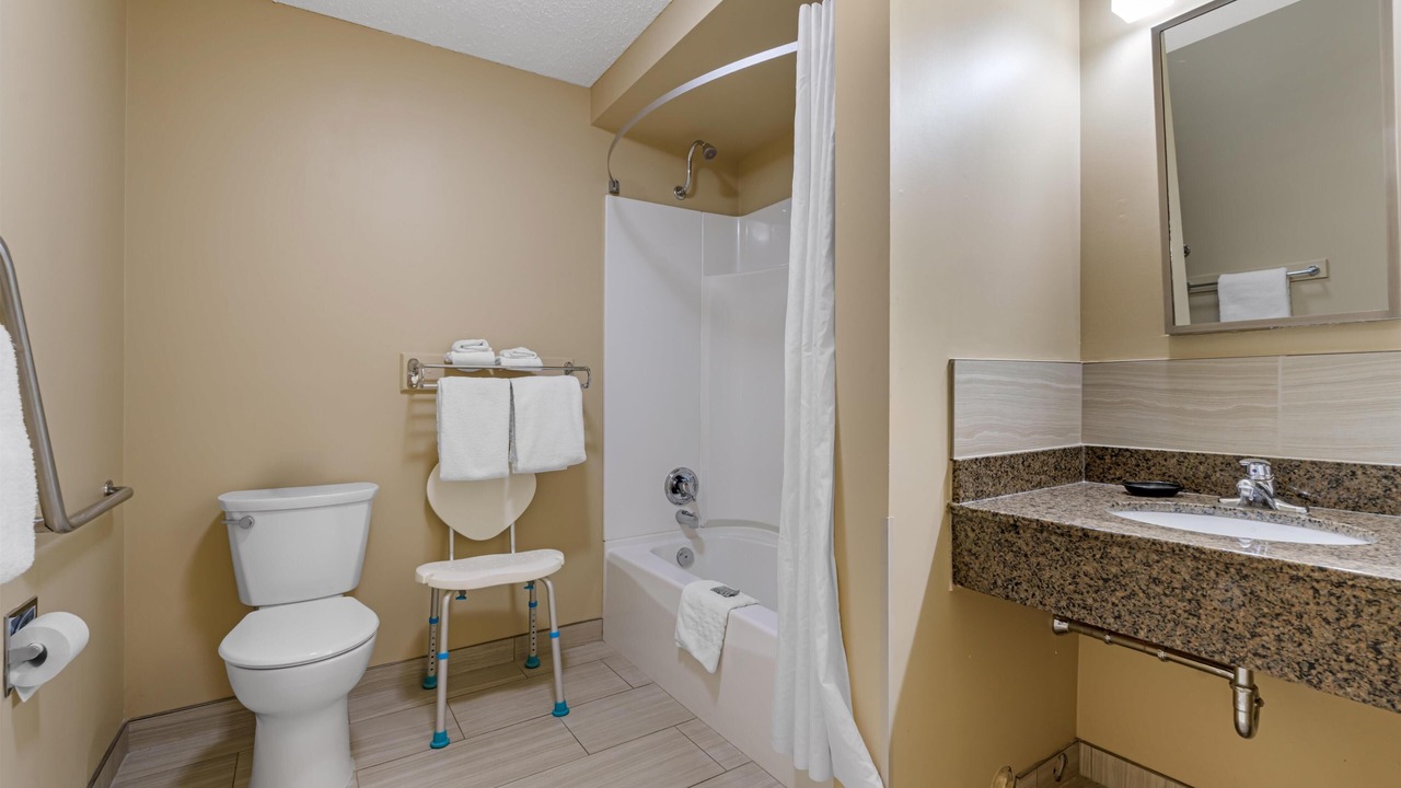 Photo of Bathroom in Salmon Arm