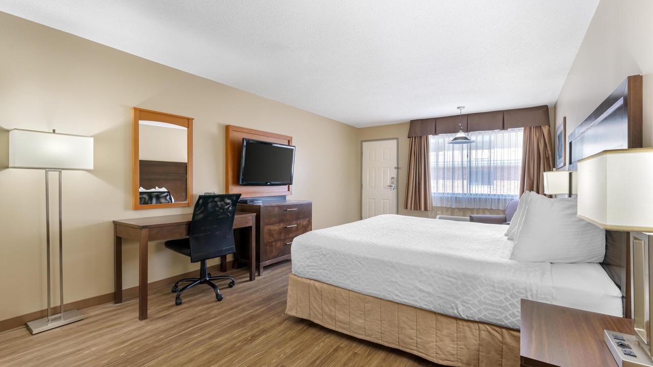 Photo of Bedroom in Salmon Arm
