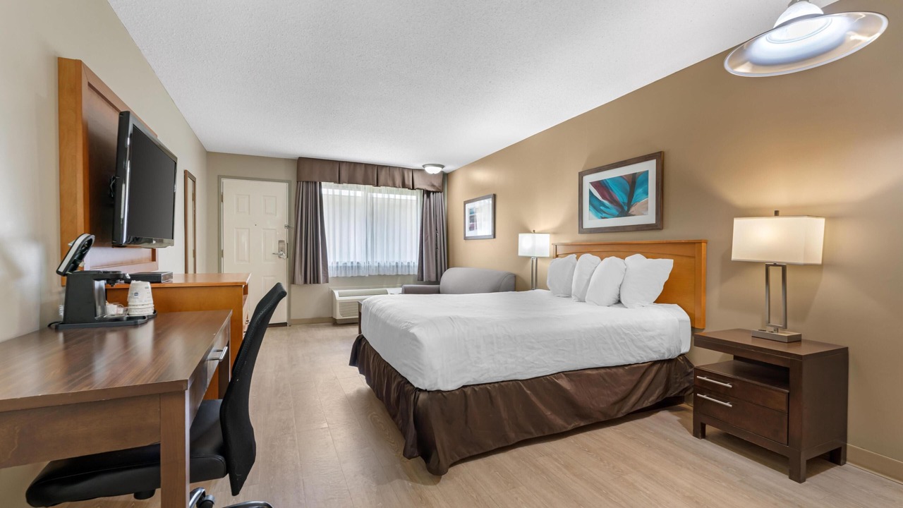 Photo of Bedroom in Salmon Arm