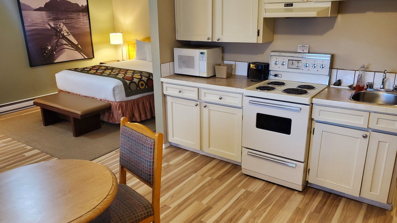 Photo of Bedroom in Duncan