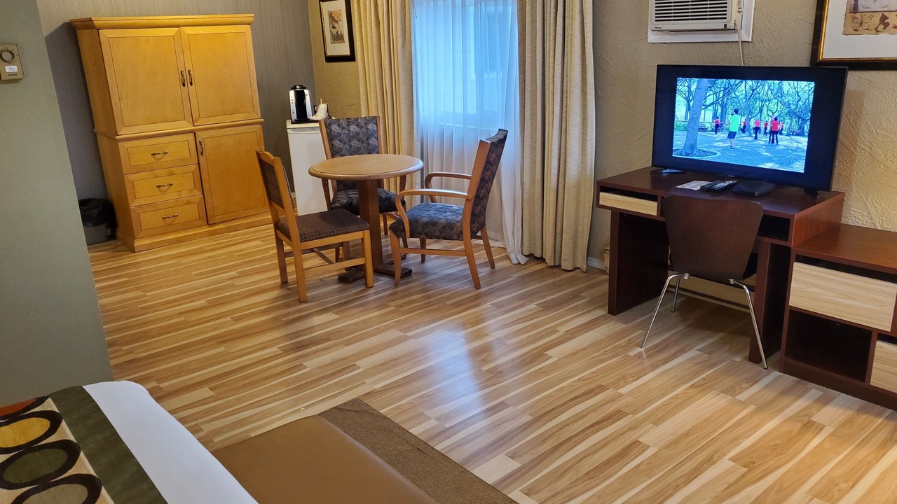 Photo of Bedroom in Duncan
