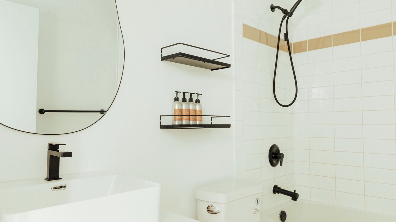 Photo of Bathroom in Ucluelet