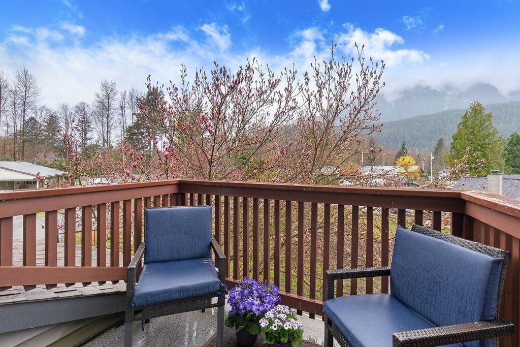 Photo of Outdoor in Brackendale