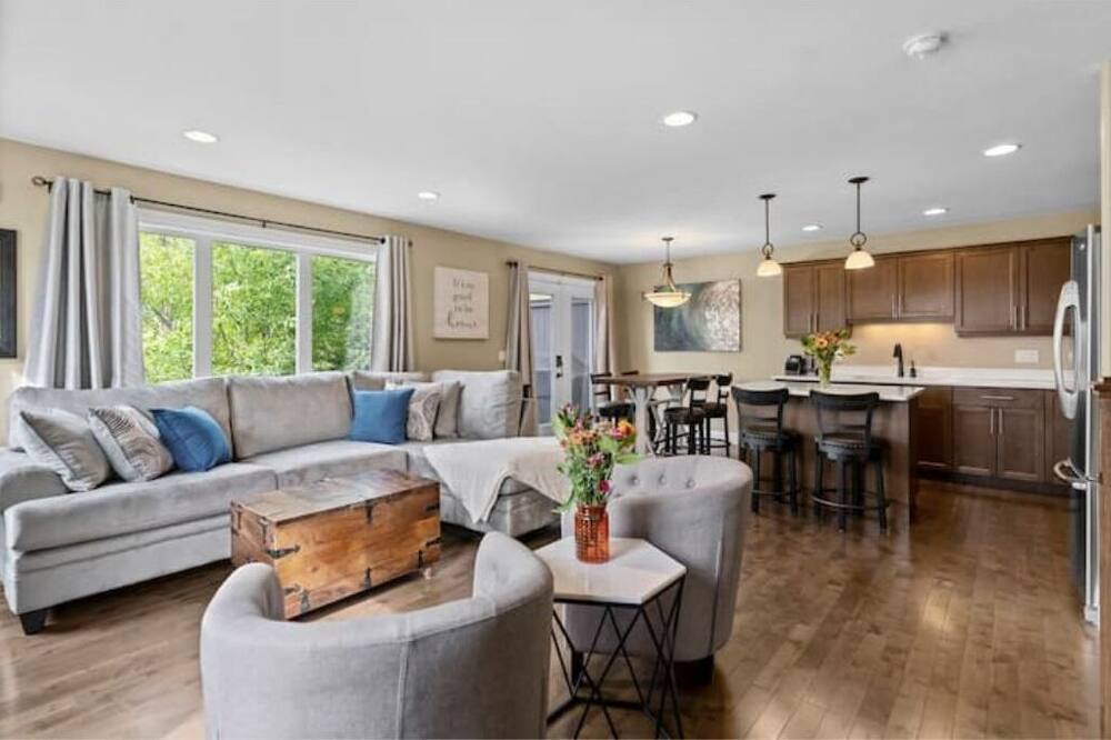 Photo of Livingroom in Saskatoon