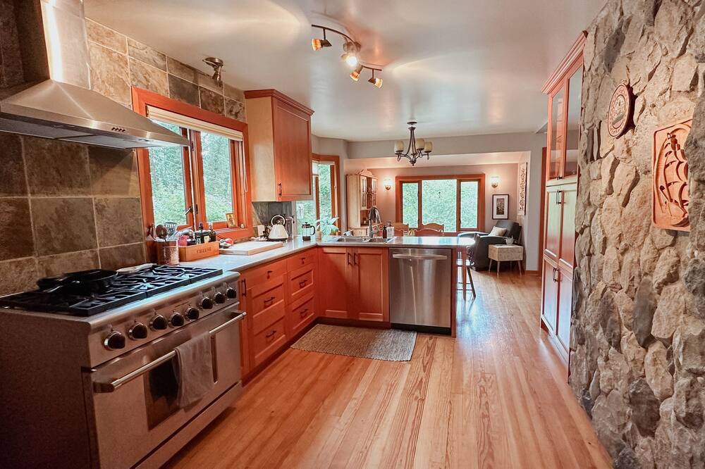 Photo of Kitchen in Mill Bay