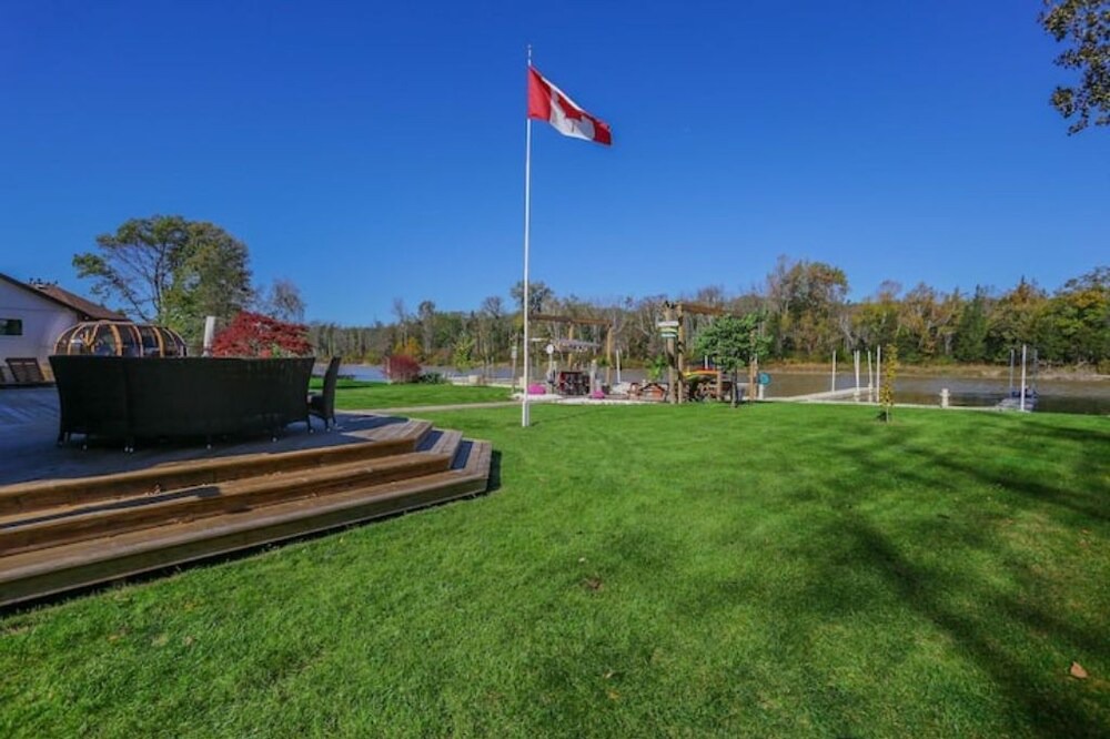 Photo of Outdoor in Port Franks