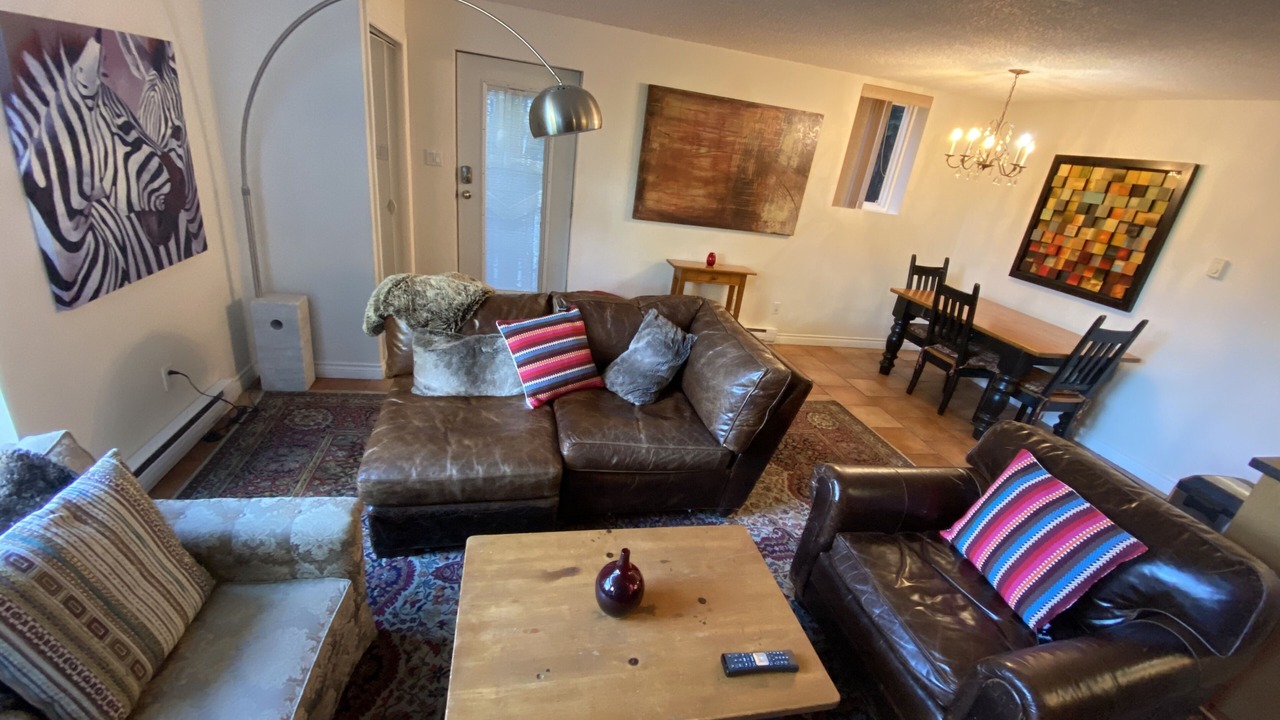 Photo of Livingroom in Kitsilano