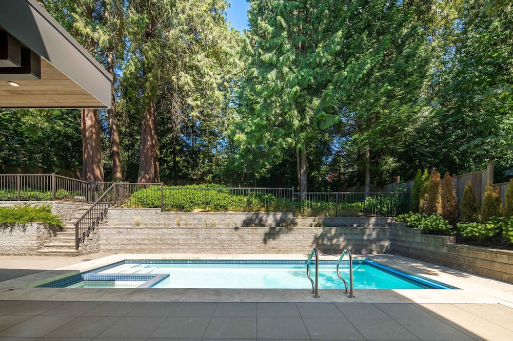 Photo of Outdoor in West Vancouver