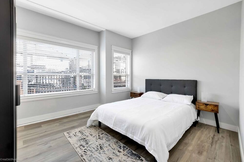 Photo of Bedroom in Surrey Newton