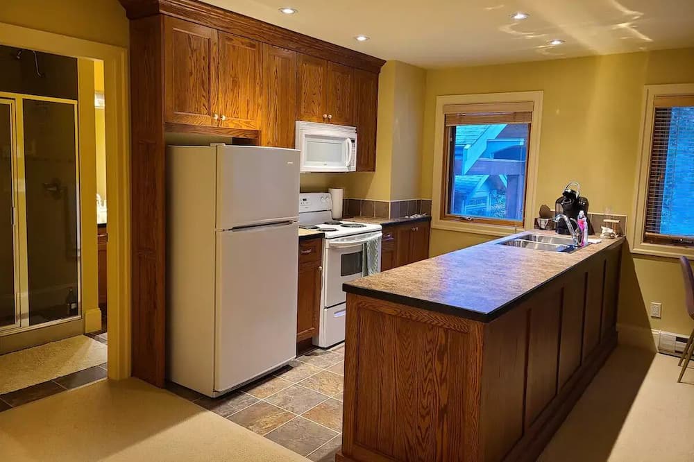 Photo of Kitchen in Halfmoon Bay