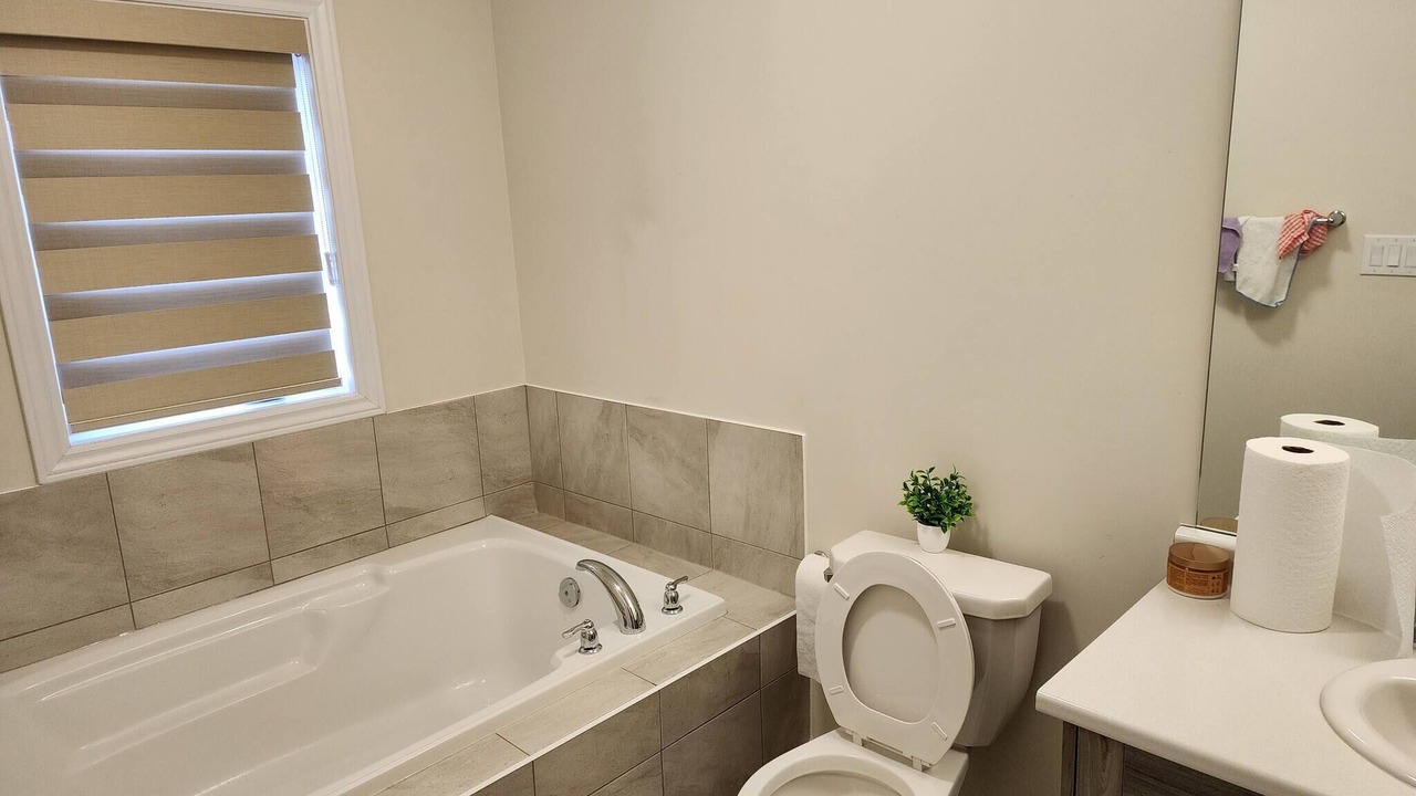 Photo of Bathroom in Thorold