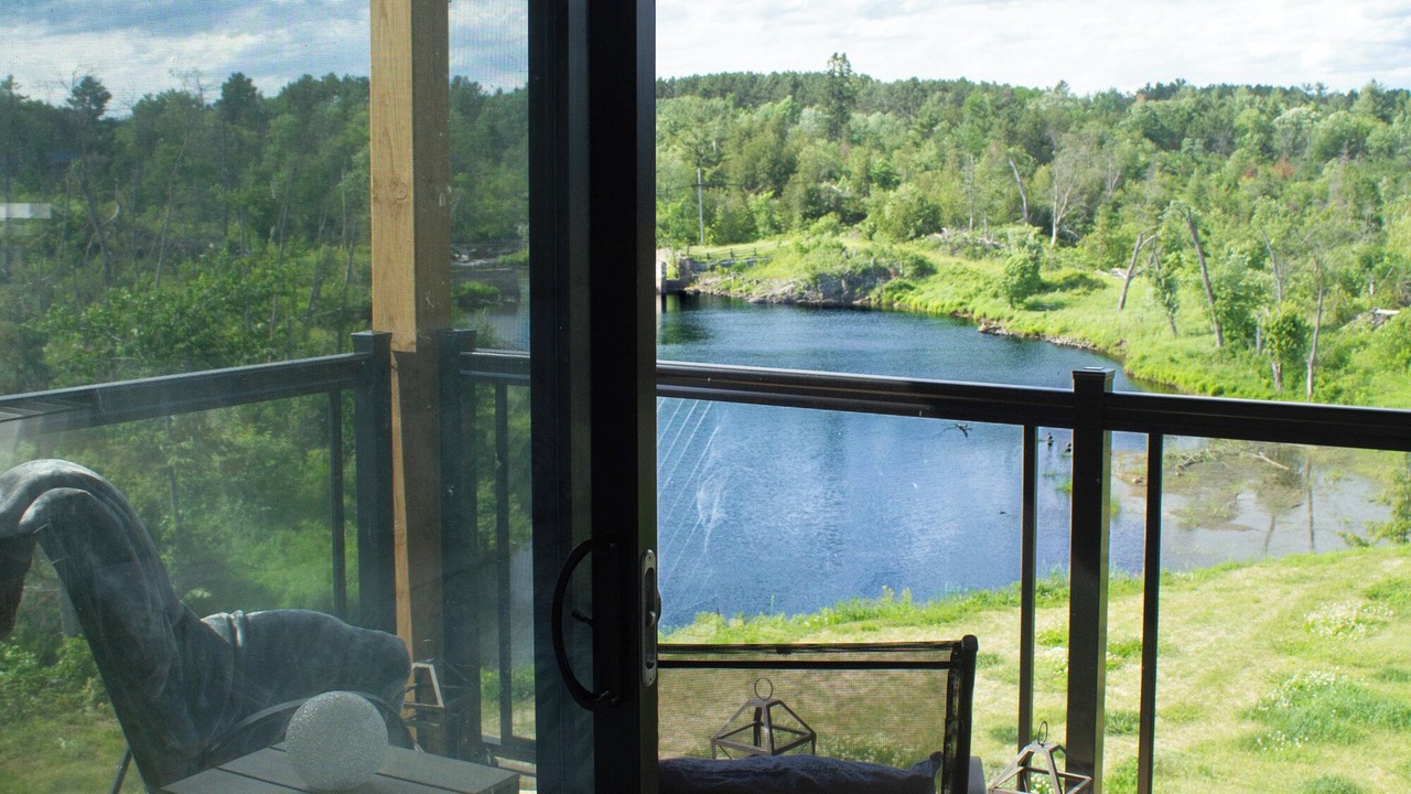 Photo of Patio Balcony in Actinolite