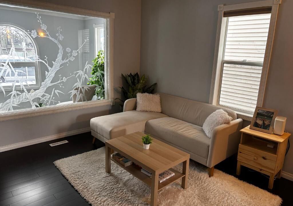 Photo of Livingroom in Sunalta