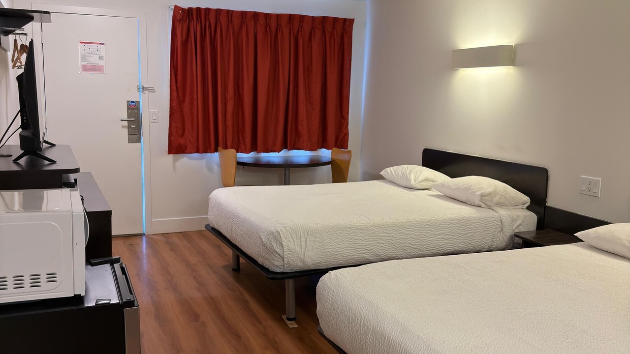 Photo of Bedroom in Valleyview